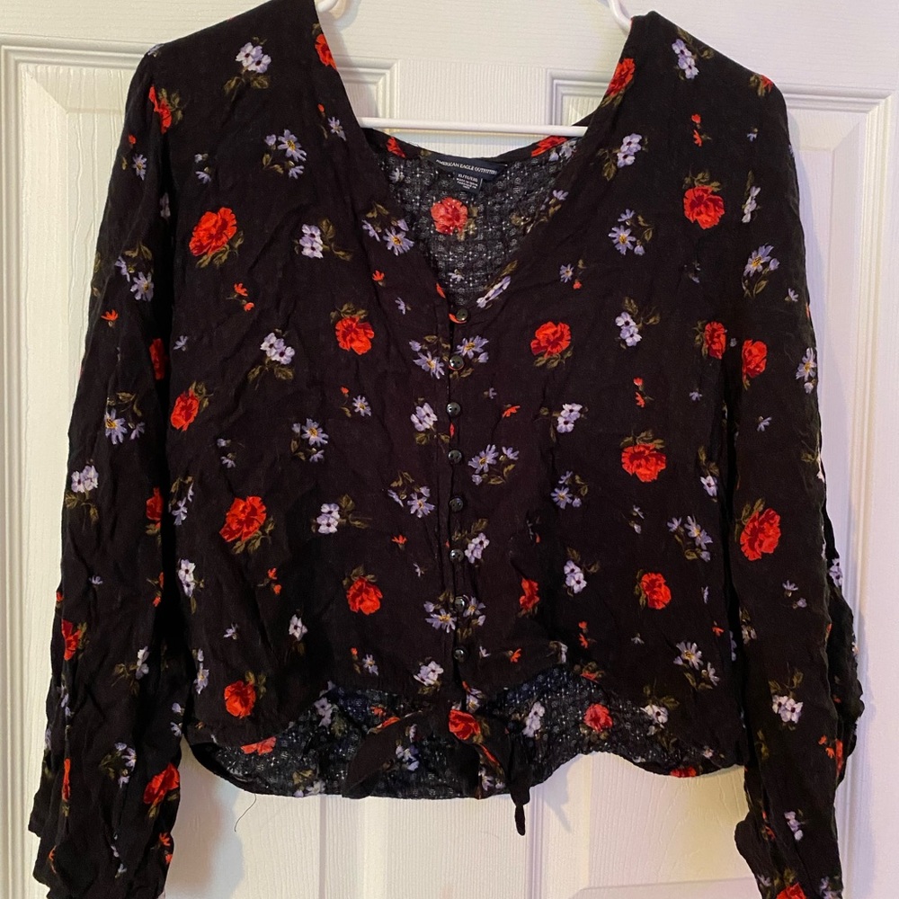American Eagle Outfitters- Floral Cropped Long Sleeve Blouse